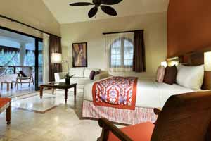 The Romance Villa Suites at Grand Palladium Colonial Resort and Spa